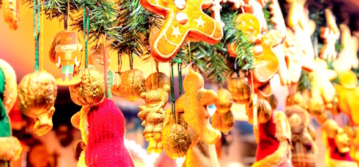 Deck the Halls image source: Parkland on the Glen